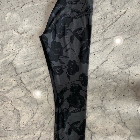 Lululemon Wunder Under Crop Full-On Luxtreme - Picture 4 of 12